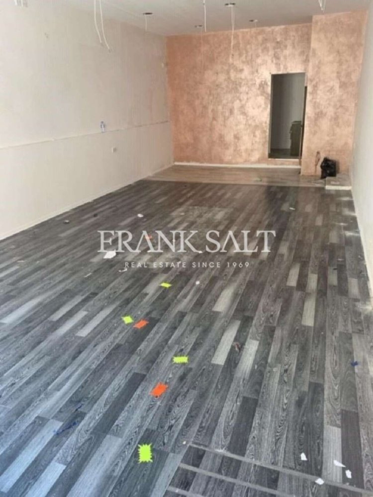 Escritório em Paola, Malta 75 m² N.º 12148