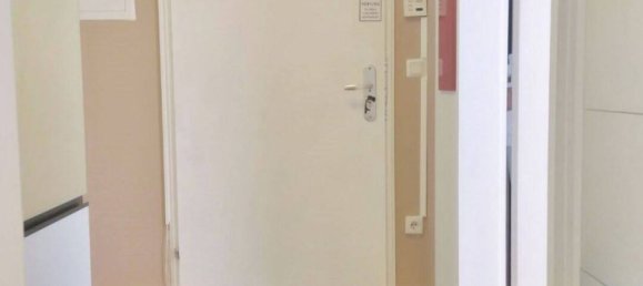 Studio in Nuremberg, Germany No. 208954 7