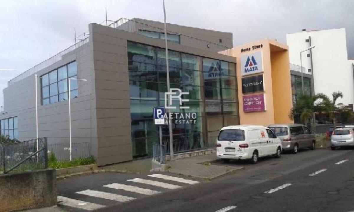 2000m² Office in Funchal, Portugal No. 1848