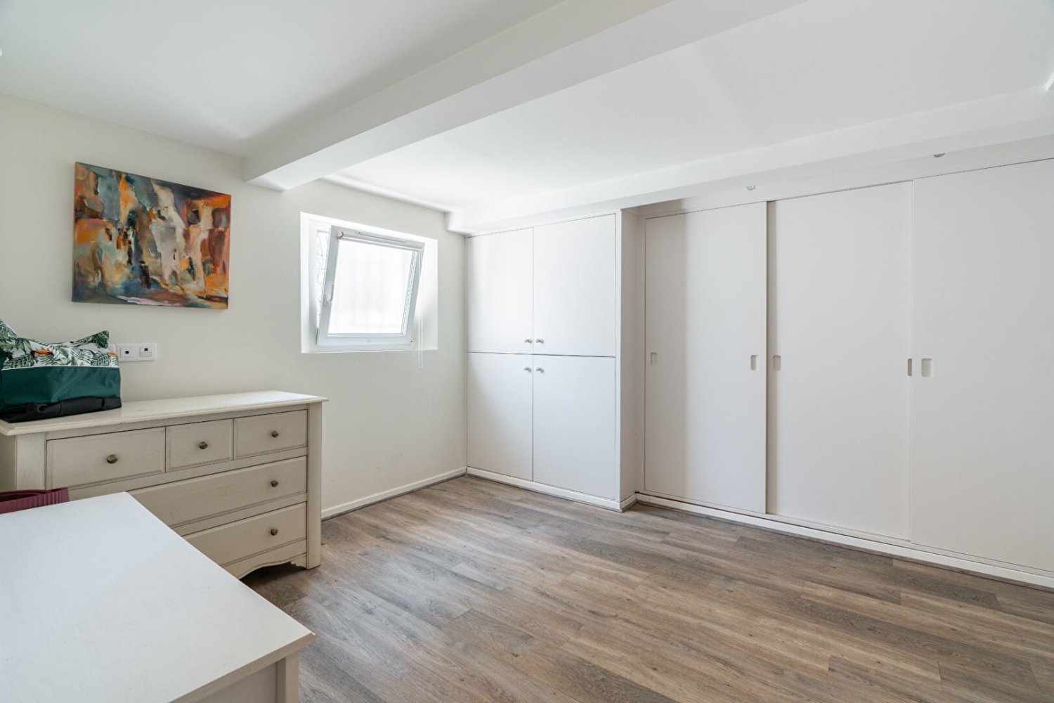 5 bedrooms House in Colombes, France No. 164451