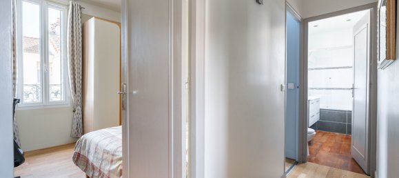 5 bedrooms House in Colombes, France No. 164451 2