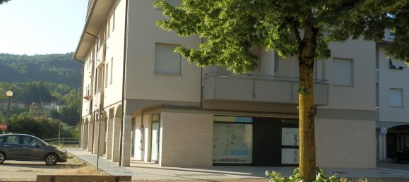 10-Zimmer Gewerbliche Immobilie in Capolona, Italy, Nr. 119528 2