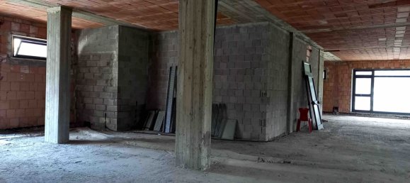 10-Zimmer Gewerbliche Immobilie in Capolona, Italy, Nr. 119528 13