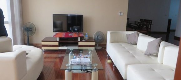 4 bedrooms Apartment in Tay Ho, Vietnam No. 4555 4