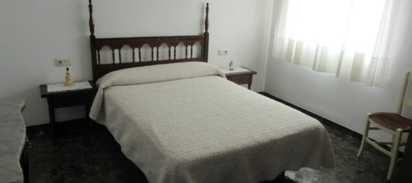 4 bedrooms House in El Vendrell, Spain No. 241 13