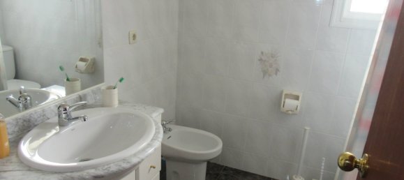 4 bedrooms House in El Vendrell, Spain No. 241 11