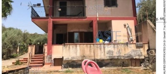 6 bedrooms Apartment in Misterbianco, Italy No. 362441 7