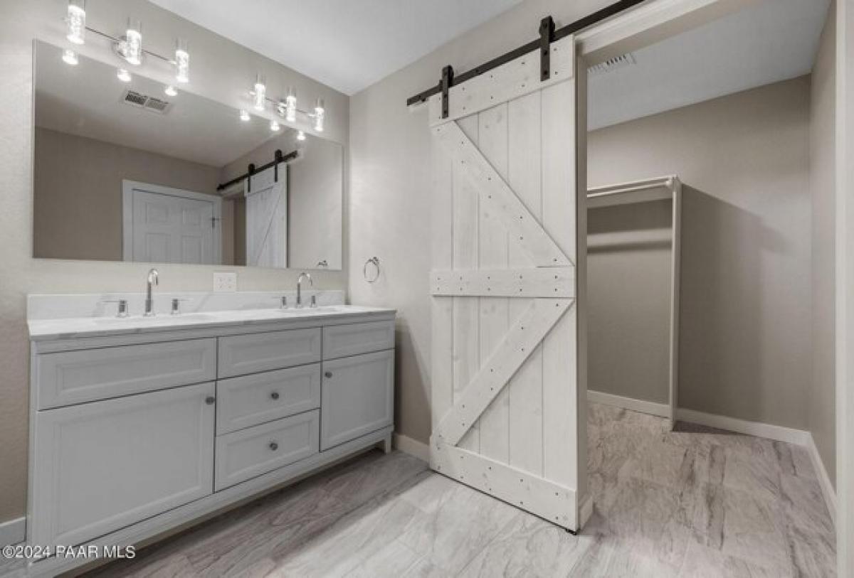 3 bedrooms House in Mayer, USA No. 388910