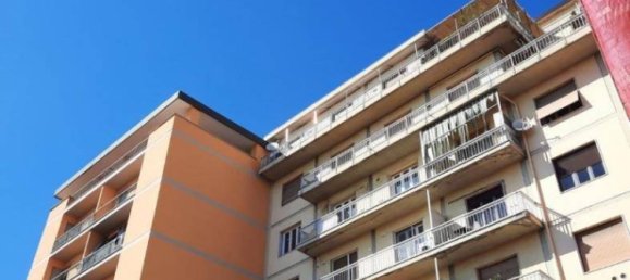 2 bedrooms Apartment in Florence, Italy No. 265812 11