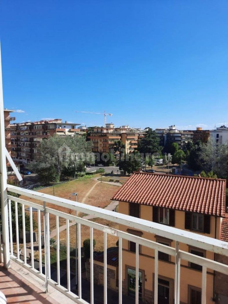 2 bedrooms Apartment in Florence, Italy No. 265812