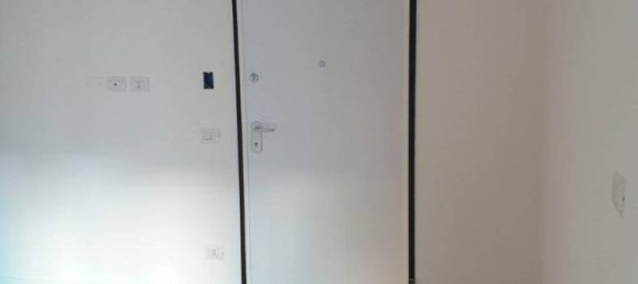 2 bedrooms Apartment in Florence, Italy No. 265812 4