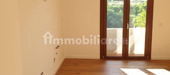2 bedrooms Apartment in Florence, Italy No. 265812 2