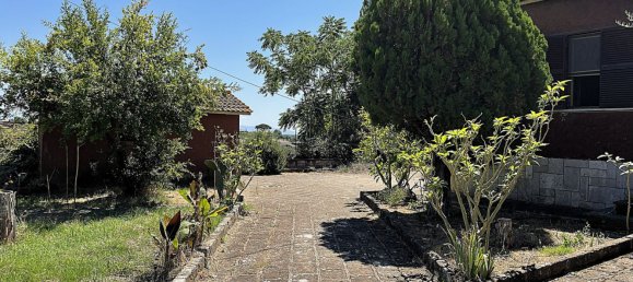 5 rooms Villa in Anguillara Sabazia, Italy No. 306374 3