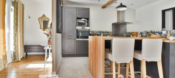 Дом с 3 спальнями в Сен-Сьер-дю-Тайон, Франция № 98702 2