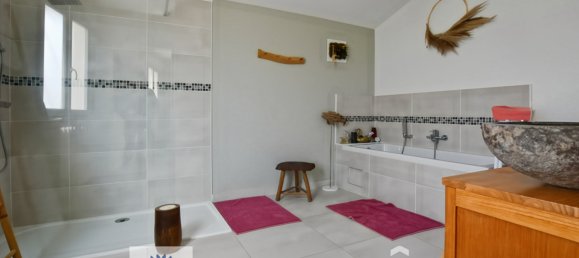 Дом с 3 спальнями в Сен-Сьер-дю-Тайон, Франция № 98702 13