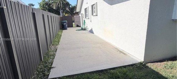 3 chambres villa à vendre à Miami, Miami-Dade, Florida, USA № 614280 3