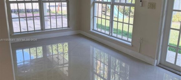 3 chambres villa à vendre à Miami, Miami-Dade, Florida, USA № 614280 15
