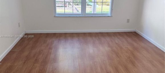 3 chambres villa à vendre à Miami, Miami-Dade, Florida, USA № 614280 8