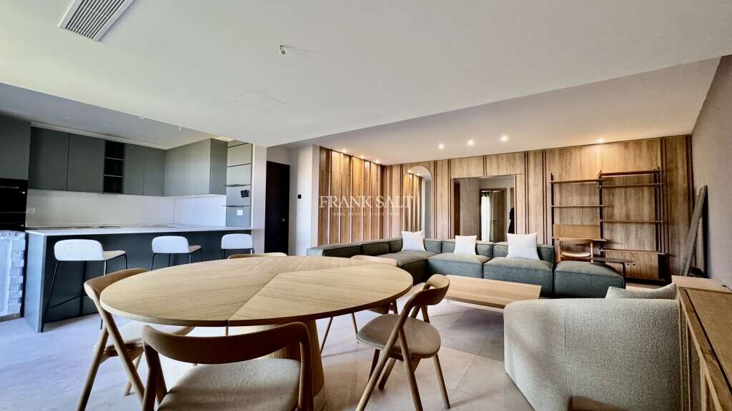 3 bedrooms Apartment in Bahar ic-Caghaq, Malta No. 11453