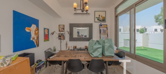 4 bedrooms Townhouse in Town Square, UAE No. 28599 7