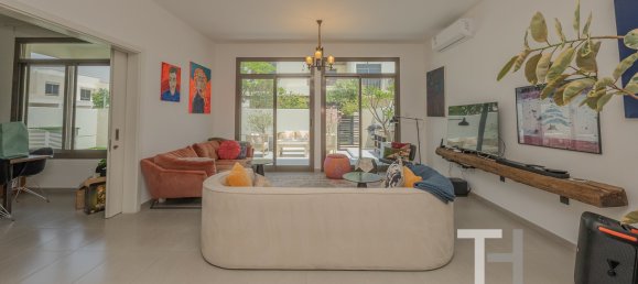 4 bedrooms Townhouse in Town Square, UAE No. 28599 6