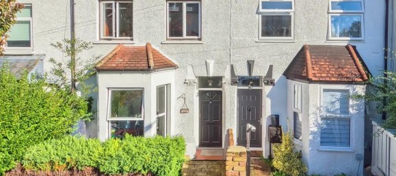 3 bedrooms House in Croydon, United Kingdom No. 7984 47