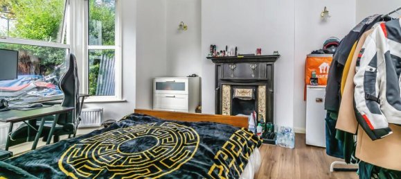 3 bedrooms House in Croydon, United Kingdom No. 7984 32