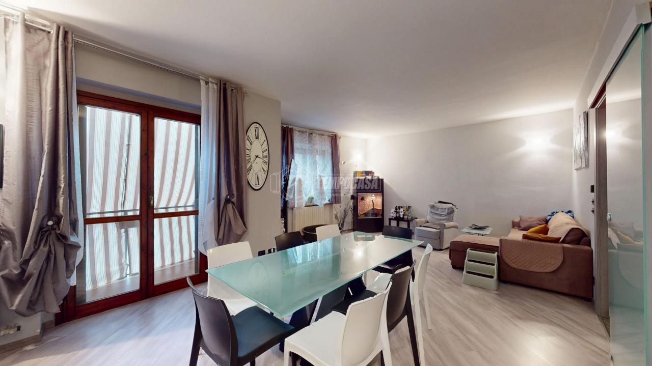 Дом с 5 комнатами в Кастильоне Торинезе, Италия № 38131