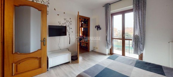 Дом с 5 комнатами в Кастильоне Торинезе, Италия № 38131 12