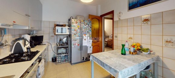 Дом с 5 комнатами в Кастильоне Торинезе, Италия № 38131 5