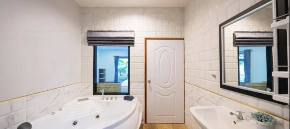 4 bedrooms House for sale in Chon Buri, Chonburi, Eastern Thailand, Thailand № 59759 9