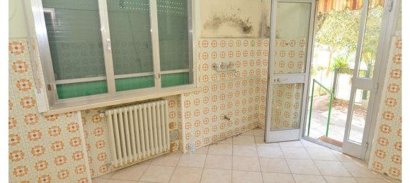 5 chambres Maison à Montecatini Terme, Italy No. 313436 3