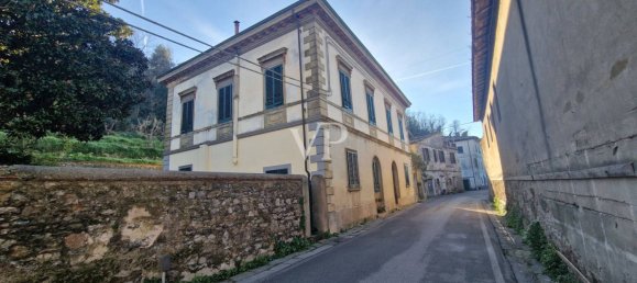 Villa de 4 dormitorios en San Giuliano Terme, Italy No. 304527 14