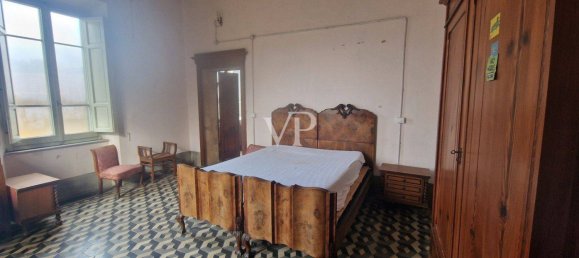 Villa de 4 dormitorios en San Giuliano Terme, Italy No. 304527 10