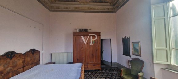 Villa de 4 dormitorios en San Giuliano Terme, Italy No. 304527 9
