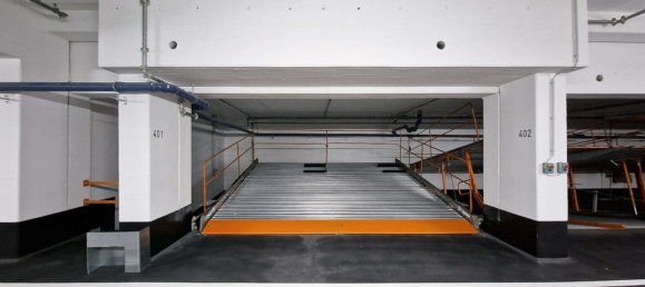 Parking à Munich, Germany No. 324297 2