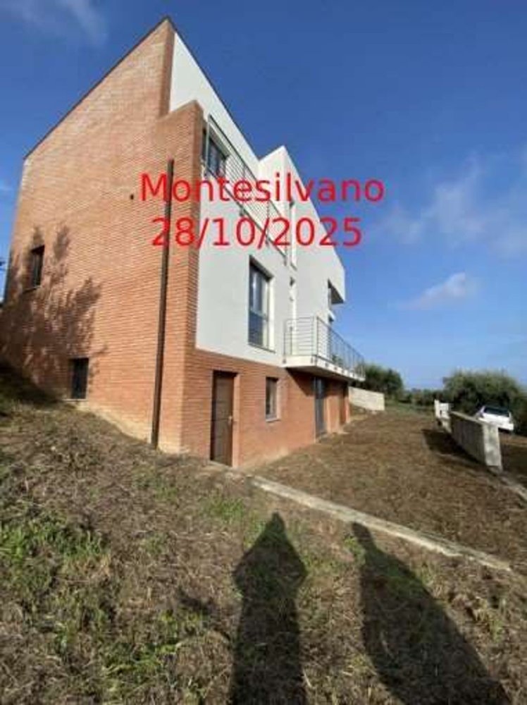 8 chambres Villa à Montesilvano, Italy No. 330506