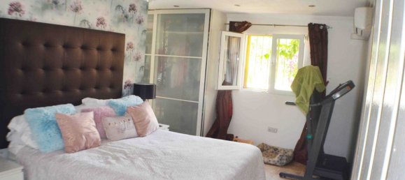 Villa de 4 dormitorios en Alicante, Spain No. 177120 5