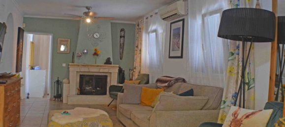 Villa de 4 dormitorios en Alicante, Spain No. 177120 3