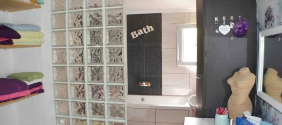 Villa de 4 dormitorios en Alicante, Spain No. 177120 10