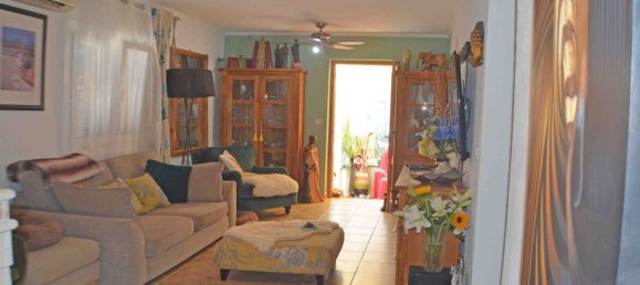 Villa de 4 dormitorios en Alicante, Spain No. 177120 2