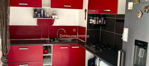 Apartamento de 2 dormitorios en Vitrolles, France No. 326000 3