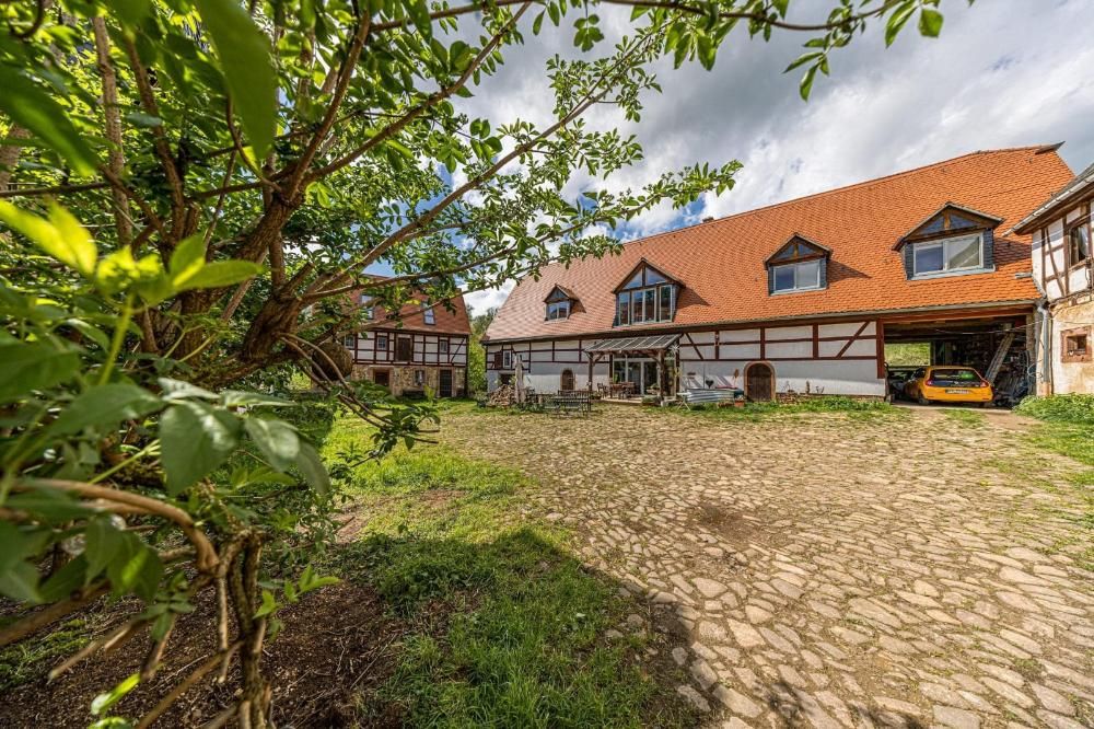 15 rooms Farm in Leipzig, Germany No. 319400