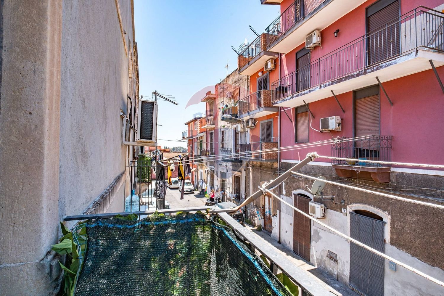 3 rooms Apartment in Catania, Italy No. 75675