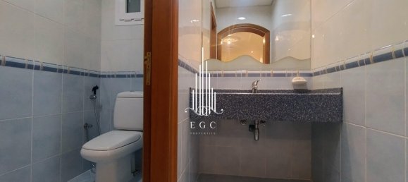 3 chambres Appartement à Al Khalidiya, UAE No. 93618 18