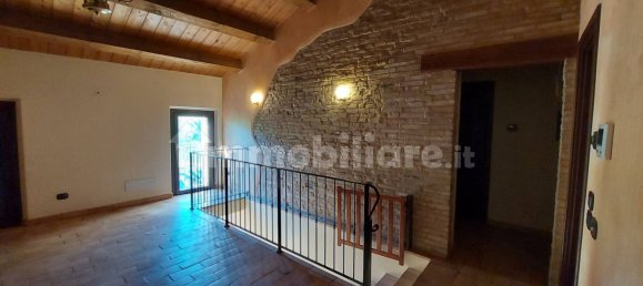 Дом с 3 спальнями в Морро д’Альба, Италия № 120544 4