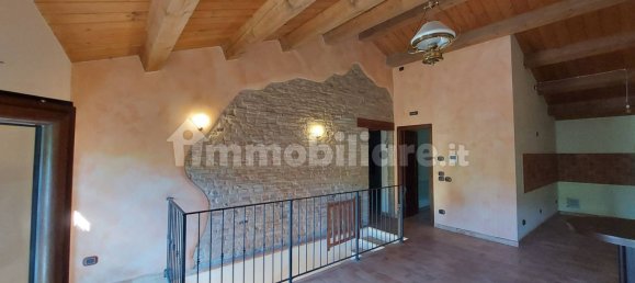 Дом с 3 спальнями в Морро д’Альба, Италия № 120544 3