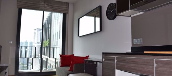 1 bedroom Condo in Khlong Toei, Thailand No. 9550 2