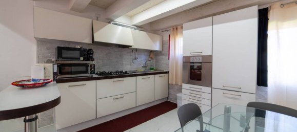 1 Schlafzimmer Villa in Pordenone, Italy, Nr. 317813 12
