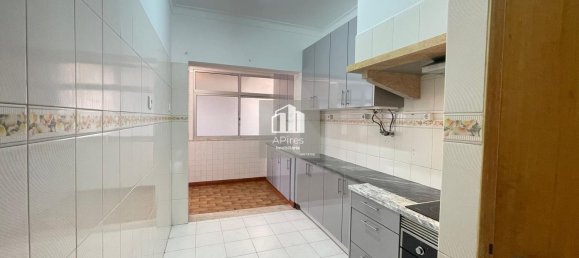 2 Schlafzimmer Wohnung in Almada, Portugal, Nr. 258626 11